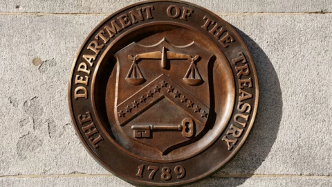 Intercam, CIBanco y Vector reciben calificaciones B(mex) tras intervención regulatoria y observaciones del Tesoro de EU.