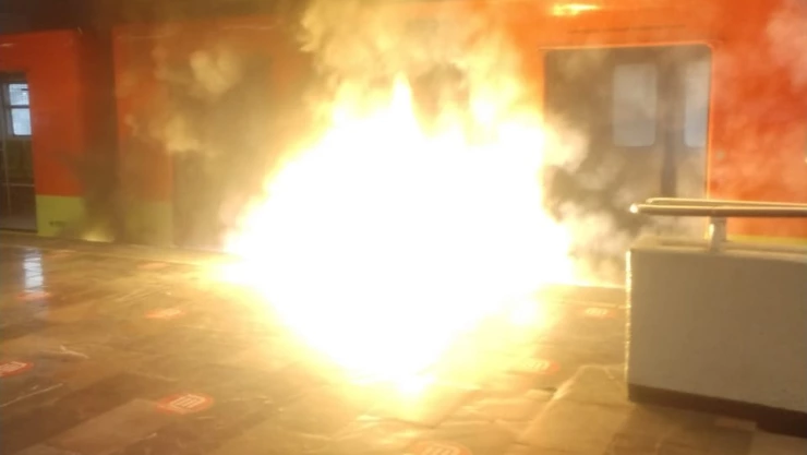 Incendio metro Indios Verdes.jpg