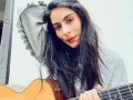 Maria León Guitarra.jpg