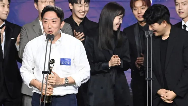 blue dragon series awards 2026.jpg
