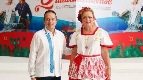 Recaudan fondo con el Desayuno del Traje Regional Quintanarroense (2)?