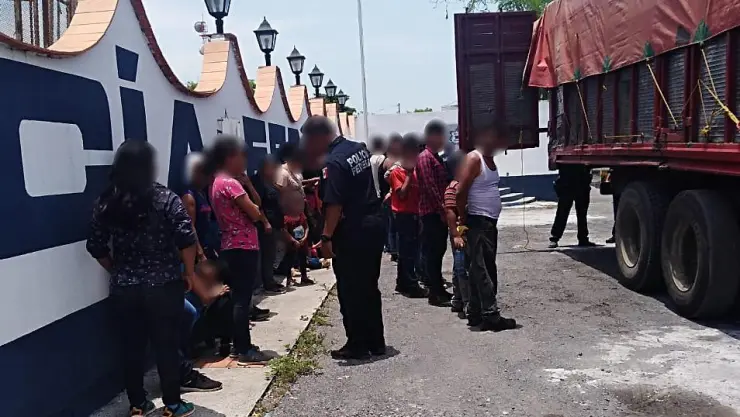 Rescatan 101 migrantes centroamericanos