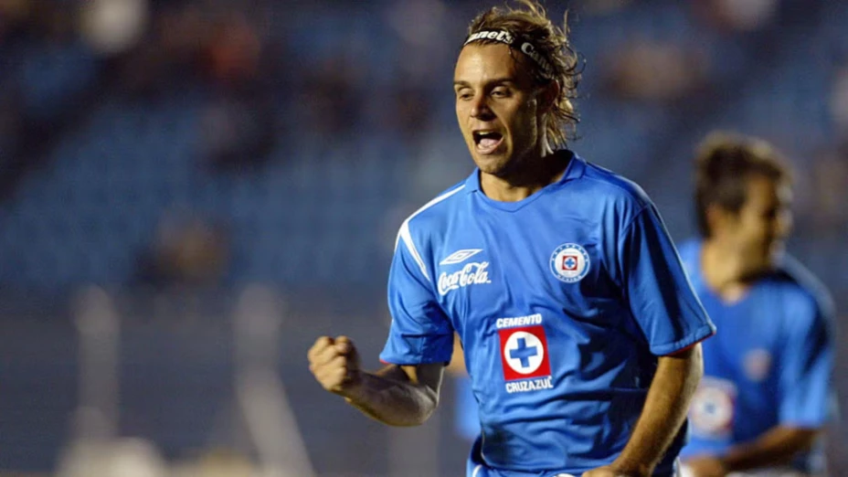 Richard Núñez fue catalogado como traidor por los aficionados de Cruz Azul