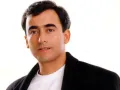 Tal parece que los años no han pasado por Adal, pues no hay duda de que es una de las celebridades que parece que jamás envejece.
