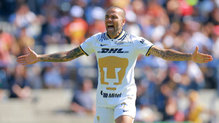 Pumas emprendería acciones legales en contra de Dani Alves ante el TAS.