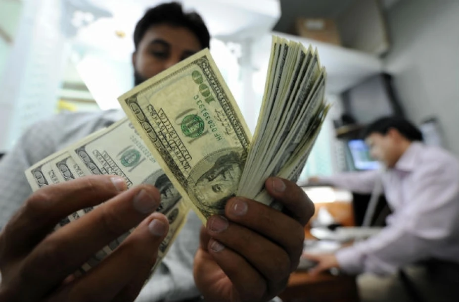 Las remesas cayeron 5% en noviembre