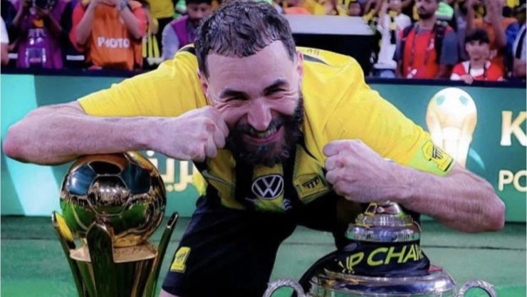 Karim Benzema, futbolista francés: “Prefiero ganar trofeos a marcar goles sin sentido”