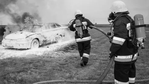 Explota camioneta de hija del alcalde de Cazones, Veracruz: ¿Qué provocó el estallido?