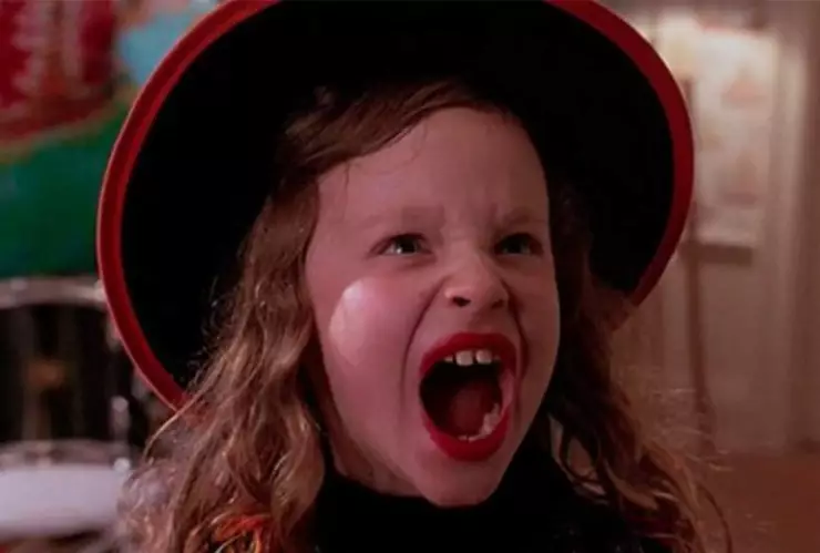 Fue Thora Birch la encarga de darle vida a la pequeña Dani en Abracadabra