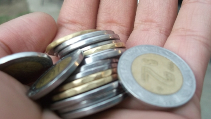 Una moneda del eclipse solar que se vende en miles de pesos