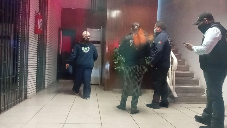 ¡Tragedia en Coyoacán! Elevador se abre antes de tiempo y abuelito cae al vacío