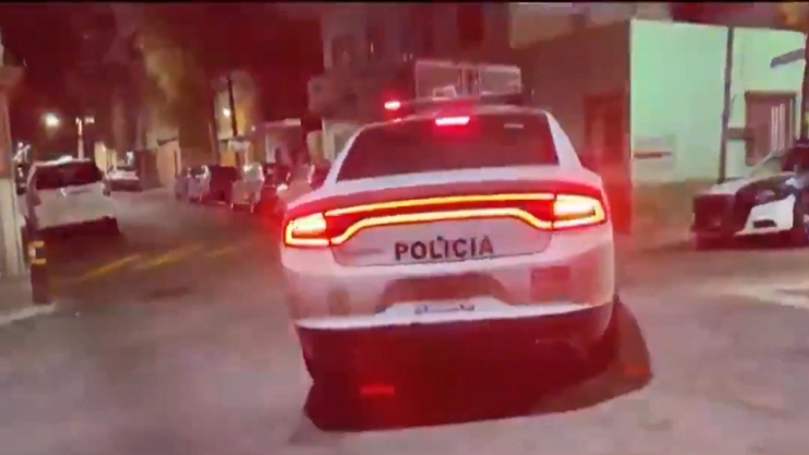 Mientras Dormía_ Mujer intenta aventarse del tercer piso de un hotel en la CDMX