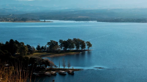 El pueblo a 30 minutos de Cuernavaca que es como estar en la playa: el Lago de Tequesquitengo
