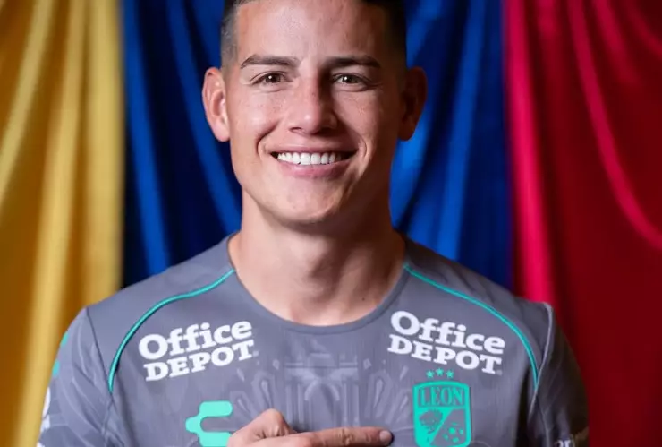 _James Rodríguez es registrado como jugador del Club León.png