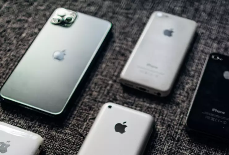 iPhone Apple 2022.jpg