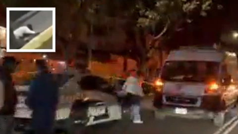 Automovilista sufre disparo en la cabeza y arrolla a sus dos agresores