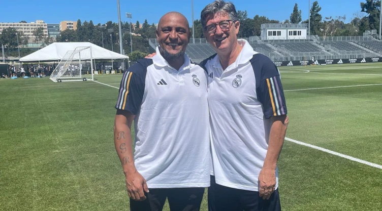 RobertoCarlos.jpg