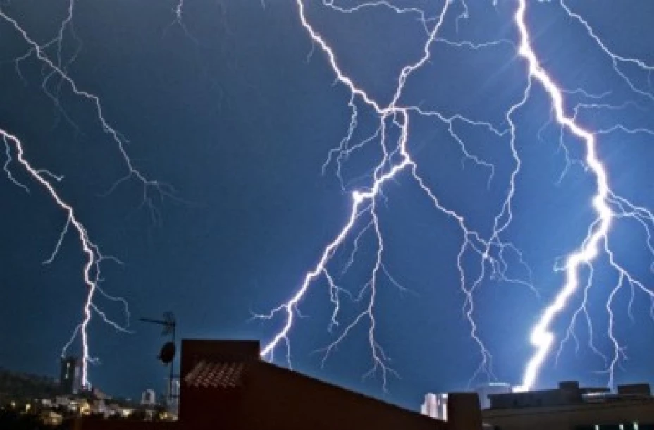 Se registró una tormenta eléctrica en San Francisco con 400 descargas eléctricas