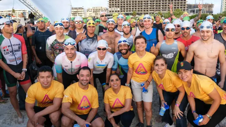 Así inició el Triatlón Astri Cancún 2024; participan más de mil atletas de todo el mundo