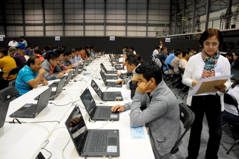 Por tercera ocasión suspenden evaluación docente en Michoacán y Oaxaca