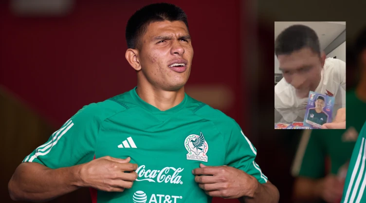 Jesús Gallardo jugando con la Selección Mexicana en Fecha FIFA