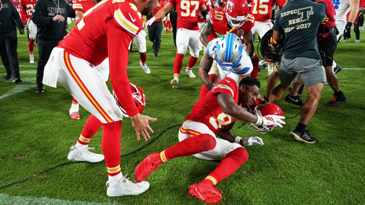 Brian Branch, de los Detroit Lions, se negó a saludar a Patrick Mahomes tras la derrota de su equipo ante Kansas City Chiefs