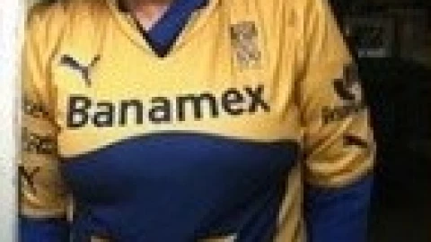 La periodista Elena Poniatowska es una de las aficionada a los Pumas de la UNAM