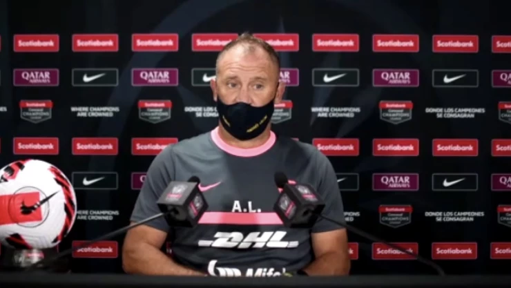 Andr&eacute;s Lillini DT Pumas