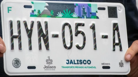 Cambio de placas Jalisco: ¿Cambian las placas tipo ‘collage’ en 2025?