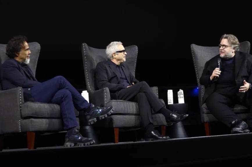 Alfonso, Guillermo e Iñárritu entrevista.jpg