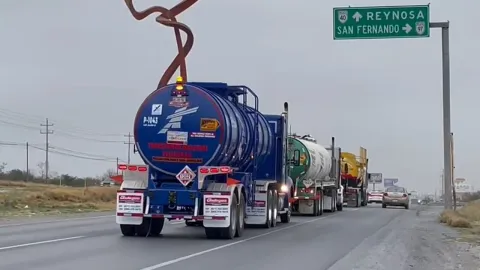 paro-de-transportistas-carreteras-de-México-inseguridad-de-carreteras-paro-nacional-carreteras-cerradas-alternativas-viales
