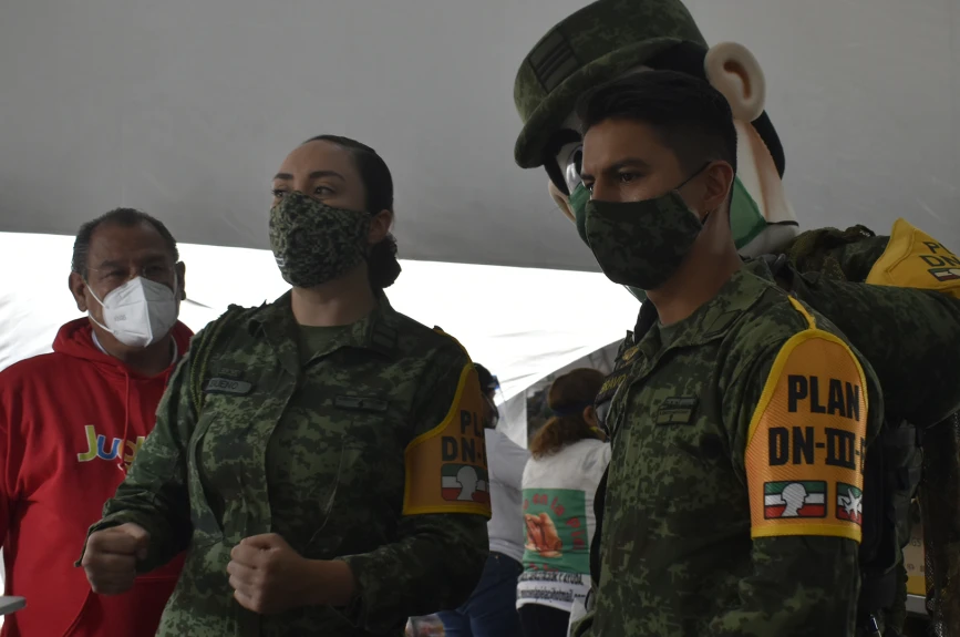 ¡NOS VISITÓ LA SOLDADO ALEXA BUENO, EL SOLDADO ZAVALA Y EL SARGENTO BRAVO!