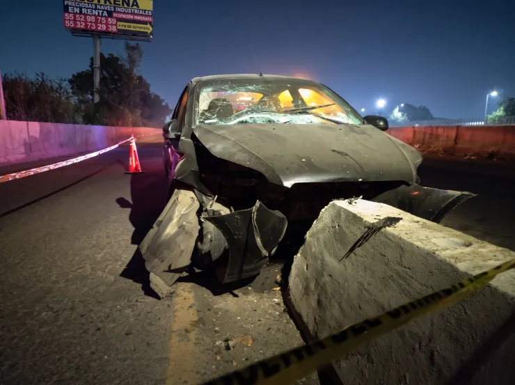 Accidente en la carretera México - Puebla durante la noche