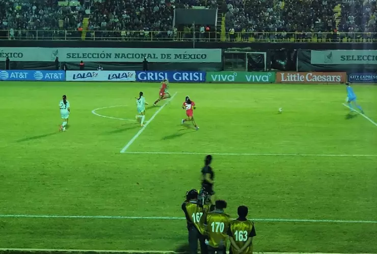 FOTOS_ Inicia el partido de la Selección Mexicana Femenil vs Panamá