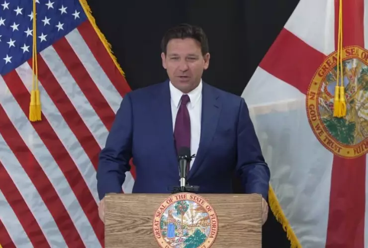 Ley que prohíbe redes sociales a niños