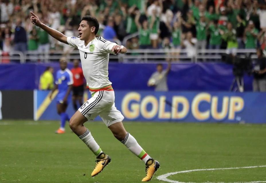 EDSON ALVAREZ SELECCION