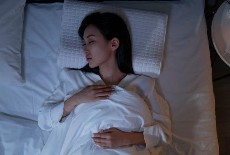 Este síntoma nocturno de la presión alta puede dañar tu corazón sin que lo sepas