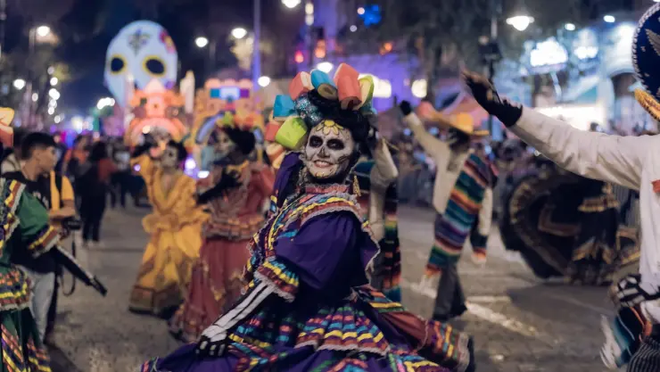 ¿Cuándo será el puente por el Día de Muertos?