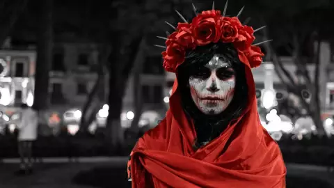 ¿Cuál es la diferencia entre Halloween y Día de Muertos?
