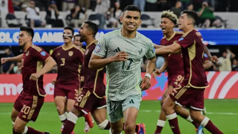 Orbelín Pineda falla penal ante Venezuela en Copa América 2024