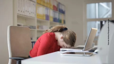 ¿Cómo compensar una mala noche de insomnio? ¡Descúbrelo aquí!