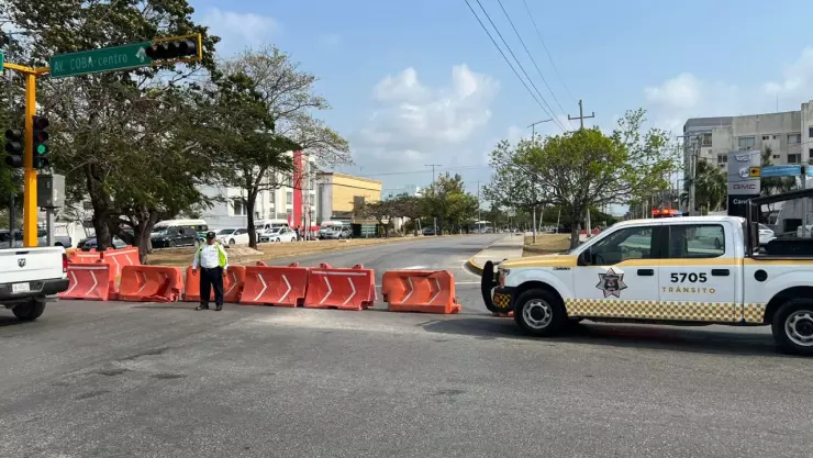 Tráfico en Cancún hoy 1 de mayo: CIERRE de avenidas por obras