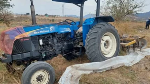 muere hombre aplastado por tractor ATlxco