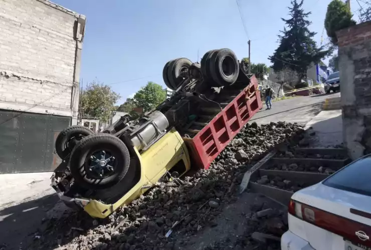 VOLCADURA TORTON.jpeg