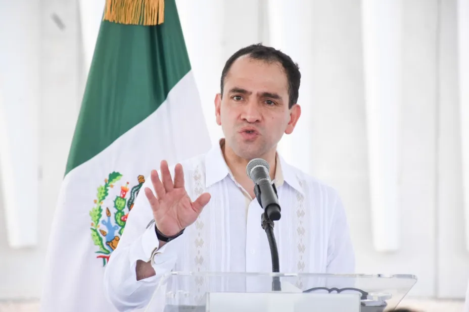 Arturo Herrera cuartoscuro.jpeg