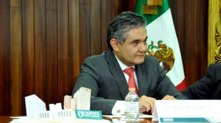 miguel-arroyo-pjf-.jpg