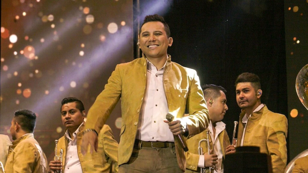 Edwin Luna y la Trakalosa de Monterrey cerrando con broche de oro el concierto del Juguetón Foto Especial
