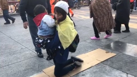 MARCELA LLEGÓ DE RODILLAS PARA VER A LA VIRGEN DE GUADALUPE .jpeg