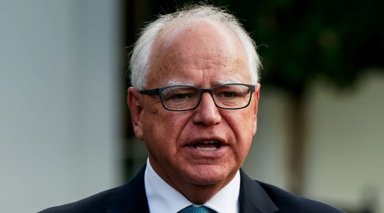 tim-walz-candidato-vicepresidente-kamala-harris