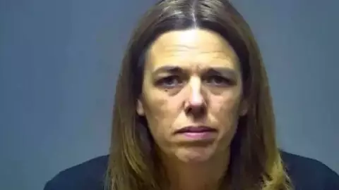 Joven era acosada por su mamá, le enviaba mensajes de odio